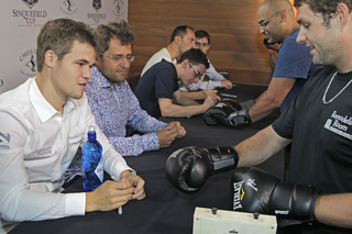 Illustration for article titled The Most Compelling Athlete In America Right Now Is Here To Play Chess